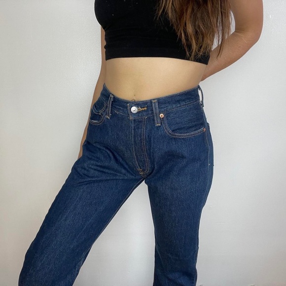 Dark blue Levi’s 501xx jeans - Picture 3 of 4